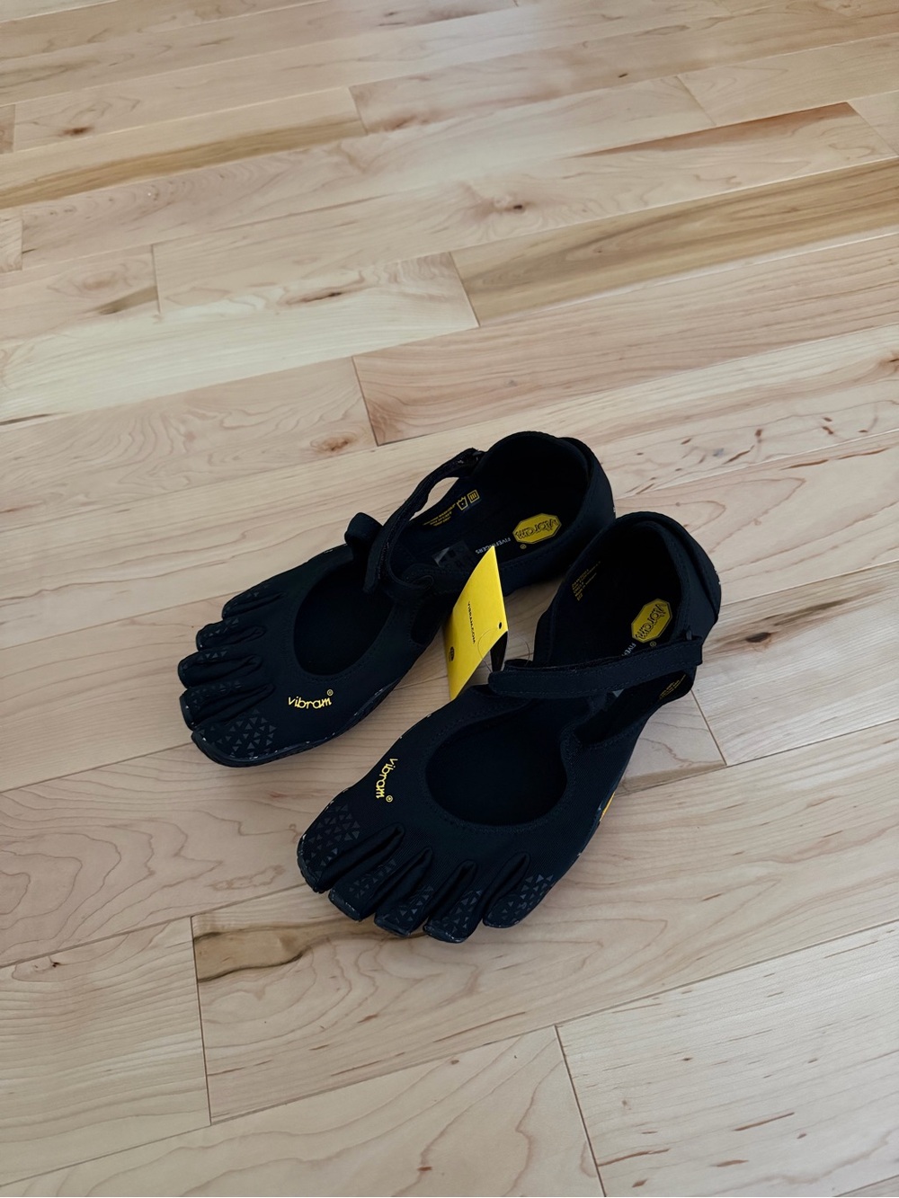 Vibram Womenms Black FiveFinger V-SOUL (Women’s EU 39) - Picture 2 of 9